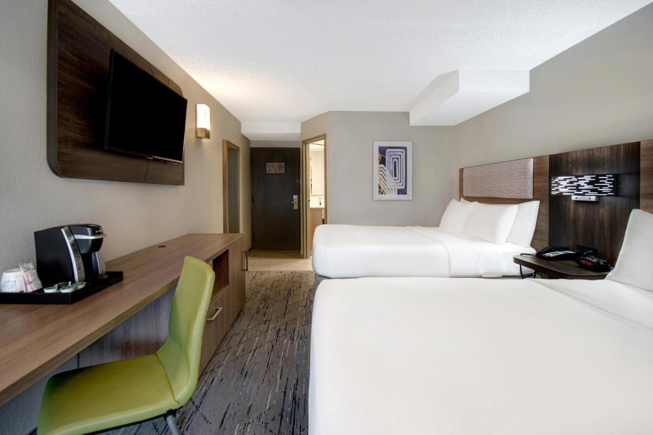 Holiday Inn Express Rochester - University Area By Ihg Exterior foto