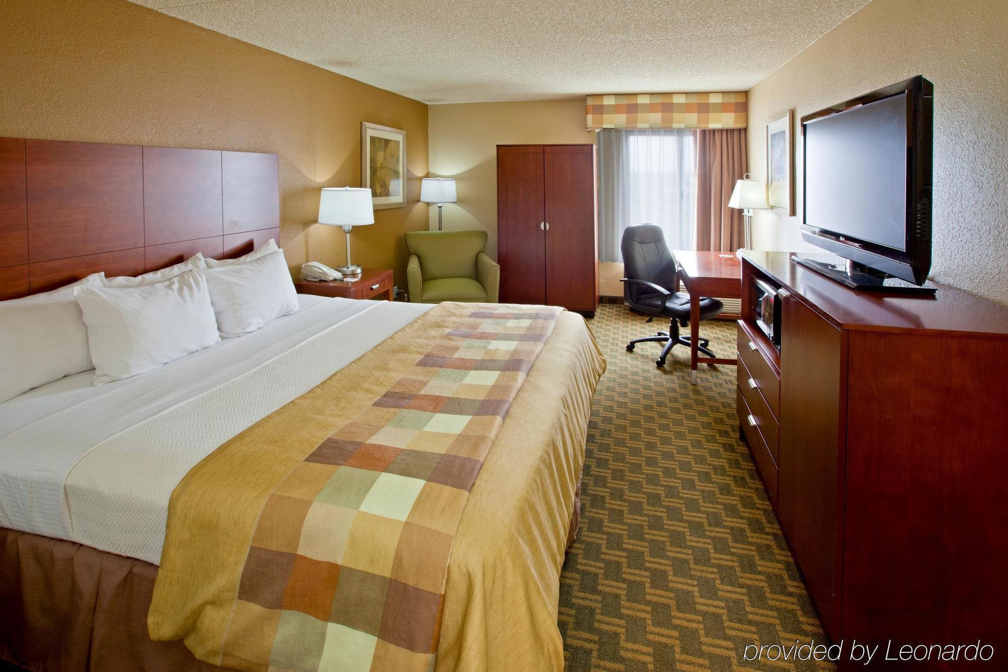 Holiday Inn Express Rochester - University Area By Ihg Exterior foto