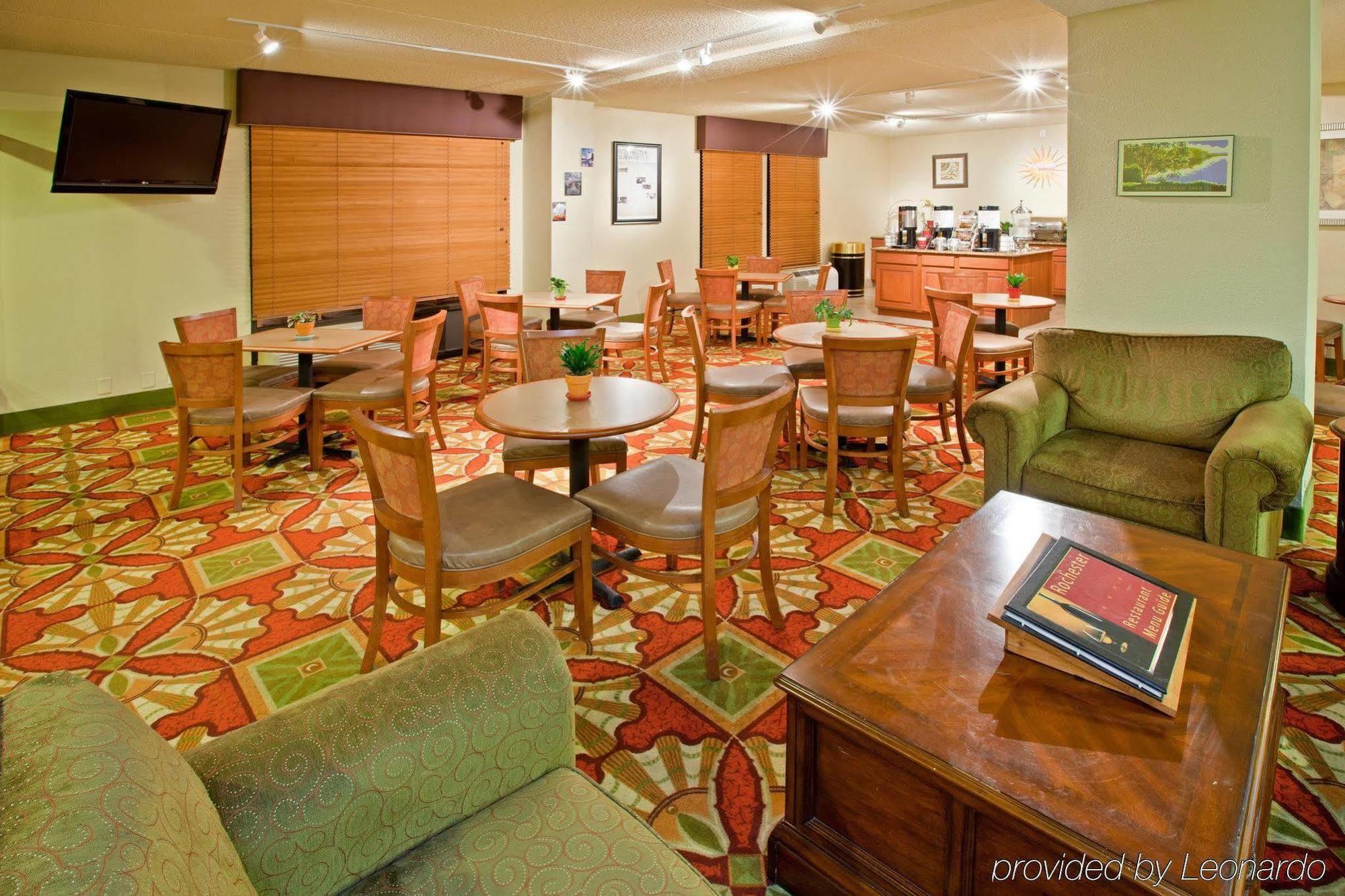 Holiday Inn Express Rochester - University Area By Ihg Restaurant foto